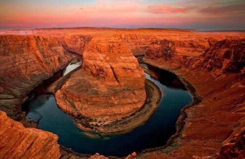 Page House | AntelopeCanyonHouse w VIEW offering Deals for two couples pets okay