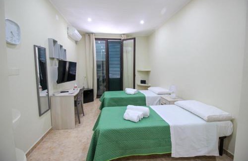 Corso dei Mille - Sant'Erasmo House | Anthony Apartments Central Station