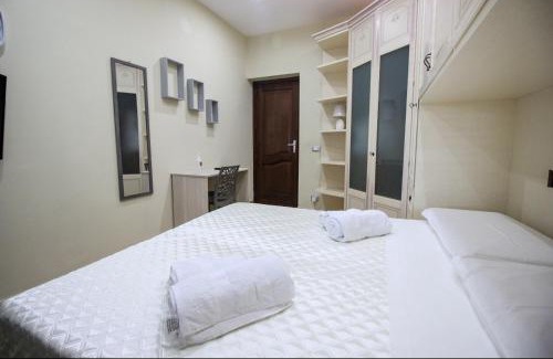 Corso dei Mille - Sant'Erasmo House | Anthony Apartments Central Station