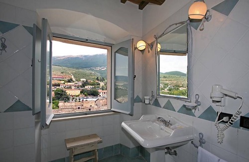 Trevi Hotel | Antica Dimora alla Rocca