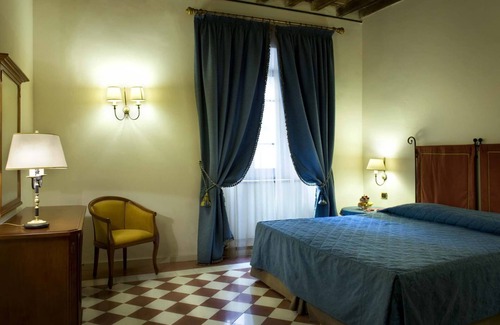 Trevi Hotel | Antica Dimora alla Rocca