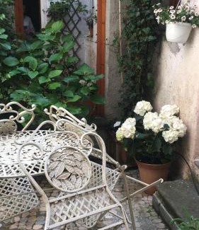 Parlasco House | Antica dimora tra i monti della Valsassina e il lago di Como!