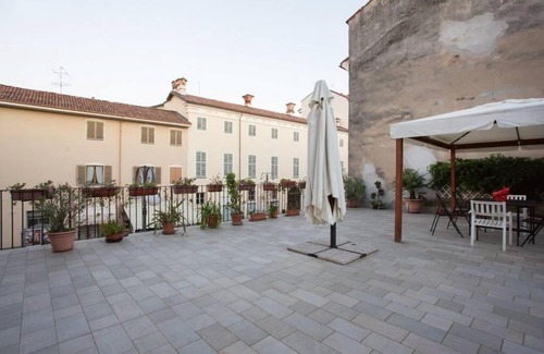 Cherasco Bed & Breakfast | Antica Magnolia
