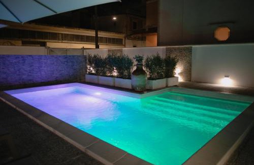 Lecce Bed & Breakfast | ANTICA VILLA La Viola, Suite with private pool