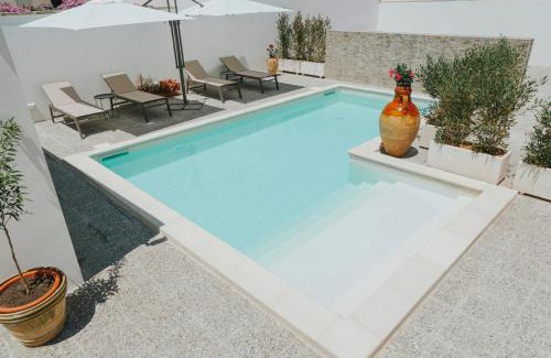 Lecce Bed & Breakfast | ANTICA VILLA La Viola, Suite with private pool