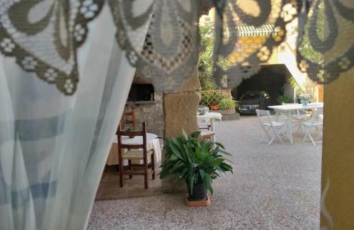 Dolianova Bed & Breakfast | Anticacasaliori