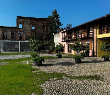 Cologno al Serio Bed & Breakfast | Antico Borgo di Liteggio