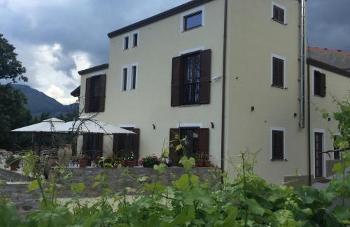 Longi Bed & Breakfast | Antico Borgo San Francesco