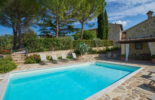 Poggibonsi Villa | Anticopozzo by VacaVilla