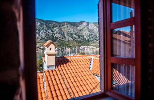 Kotor Old Town House | Antika Guesthouse