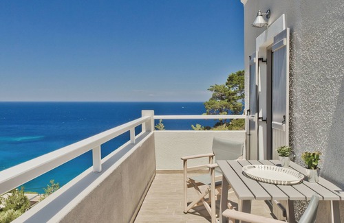 Aperio Apartment | Antikri Villas & studios