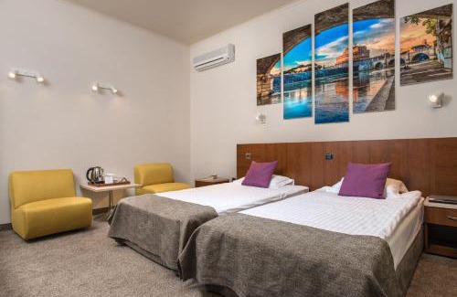Stara Zagora Hotel | Antique Forum Hotel "Self Check-in" Stara Zagora