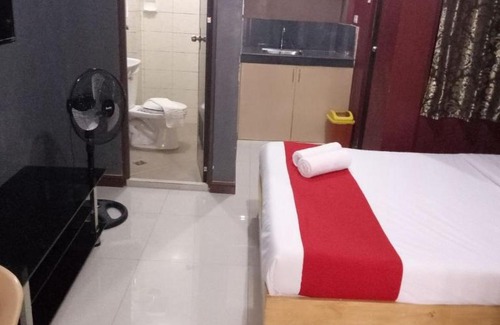 Moonwalk Bed & Breakfast | Antoine Despasito near airport