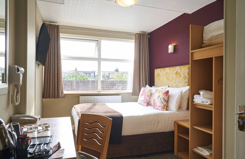 Abbey Hotel | Antoinette Hotel Wimbledon