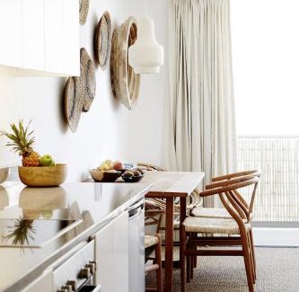 Three Anchor Bay House | Antrim Villa by Totalstay