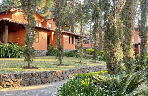 Mazamitla Cabin | Anturio Cabaña 100% de Lujo con Hermosos Jardines