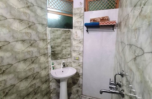Agra House | Anukampa paying guest house
