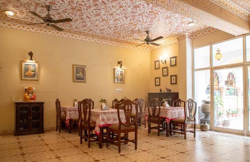 Bani Park Hotel | Anuraag Villa