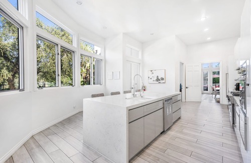 Bel Air House | Anzio - Contemporary Bel Air Estate with Endless Amenities