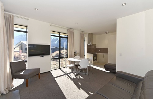 Mount Cook Village Hotel | Aoraki Court Motel