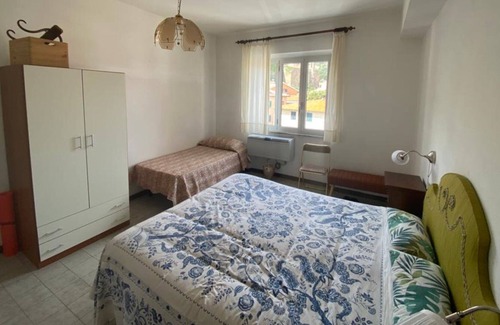 Castiglione della Pescaia Apartment | apartment with canal port view