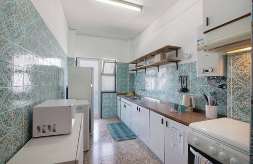Vila Real Santo Antonio Apartment | Apartment 'Gaspar' with Balcony and Wi-Fi