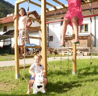 Ried im Oberinntal Apartment | Apart Cäcilia