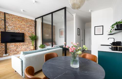 Stare Miasto District Apartment | Apartament Aleja 22