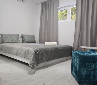 Arad Apartment | Apartament duplex pentru 3-4-5 persoane, Free parking, Self checkin
