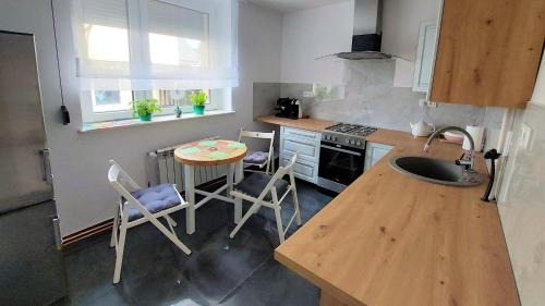 Imielin Apartment | Apartament Emmi