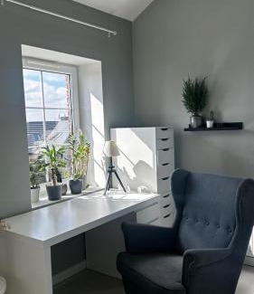 Srem Apartment | Apartament MARIA z ogródkiem i parkingiem