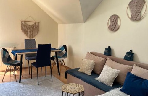 Lagiewniki Apartment | Apartament Pastelowy