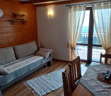 Sucha Beskidzka Apartment | apartament simonka z jacuzzi zawoja