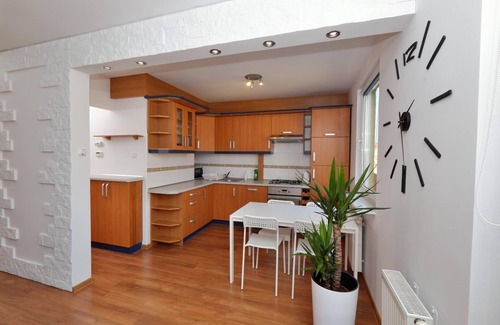 Opole Apartment | Apartament Słoneczny 4 (VAT invoice) with parking