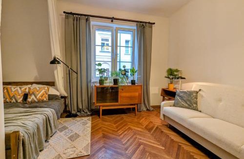 Plock Apartment | APARTAMENT VINTAGE parter