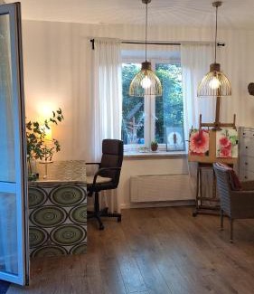 Podkowa Lesna Apartment | Apartament w ogrodzie