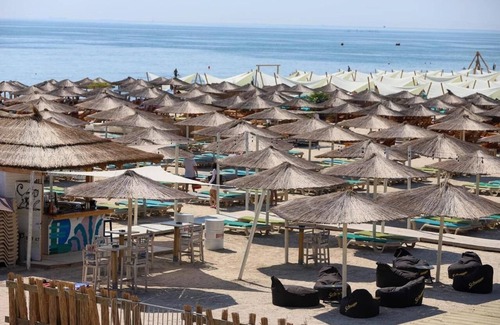 Mamaia-Sat Apartment | Apartamente La Butoaie