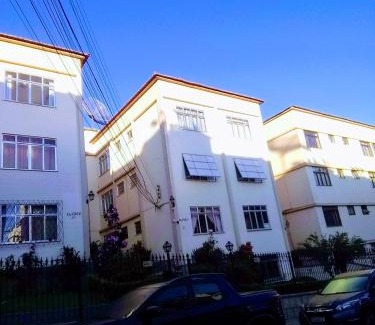 Teresopolis Apartment | Apartamento ótima localização, prédio sem elevador