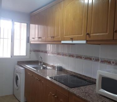 Los Montesinos Apartment | Apartamento 9 de Octubre