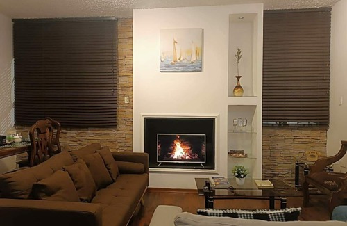 Quito Apartment | Apartamento Amoblado en el Centro de Quito