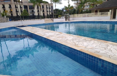 Vila Clais Apartment | Apartamento com Piscina a uma Quadra da Praia