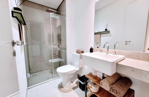 Pinheiros Apartment | Apartamento charmoso em Pinheiros 250 metros da Estação Oscar Freire Hospital das Clínicas NUBANK INCOR PAULISTA