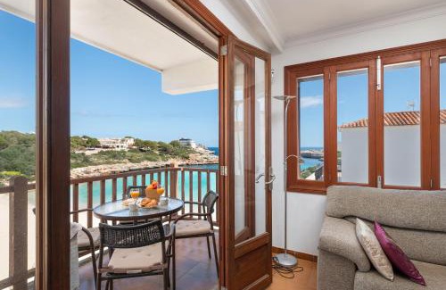 Cala Marcal Apartment | Apartamento Corb Mari 2 en la playa Cala Marsal!