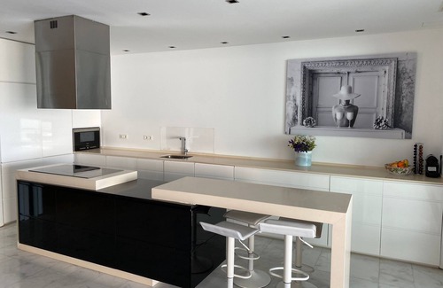 Puig Manya Condo | Apartamento de Lujo con Piscina y Playa. Preciosa Puesta de sol