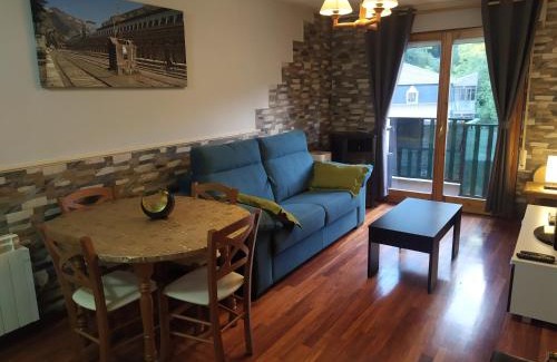 Canfranc-Estacion Apartment | Apartamento de montaña "Nueva Canfranc"