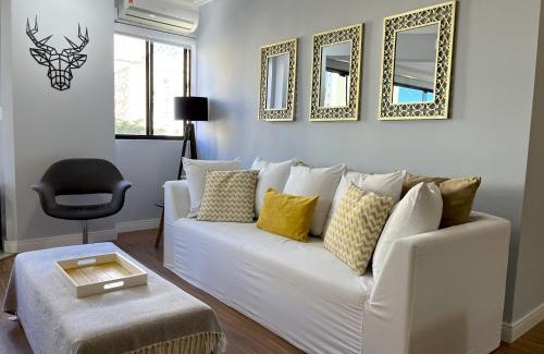 Barra Sul Apartment | Apartamento Decorado Coral