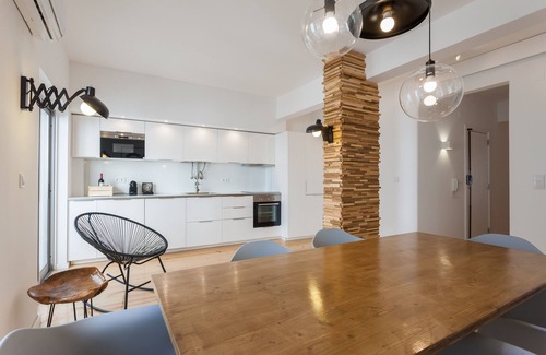 Sao Sebastiao da Pedreira Apartment | Apartamento design com 3 quartos, luminoso muito central