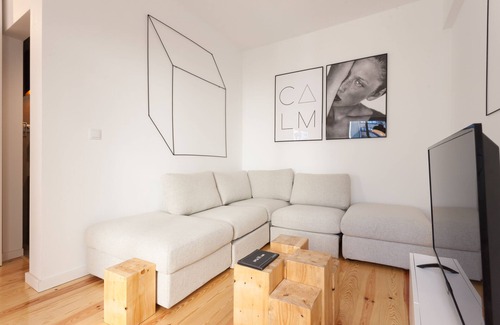 Sao Sebastiao da Pedreira Apartment | Apartamento design com 3 quartos, luminoso muito central