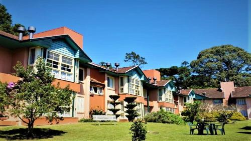 Bairro Lago Negro Apartment | Apartamento Duplex, Climatizado, Próximo ao Lago