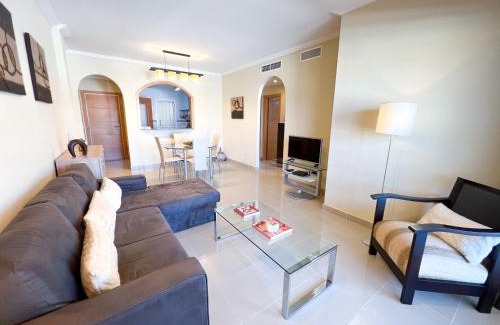 San Luis de Sabinillas Apartment | Apartamento acogedor de 2 dormitorios a solo 150 m de la playa Sabinillas, Manilva